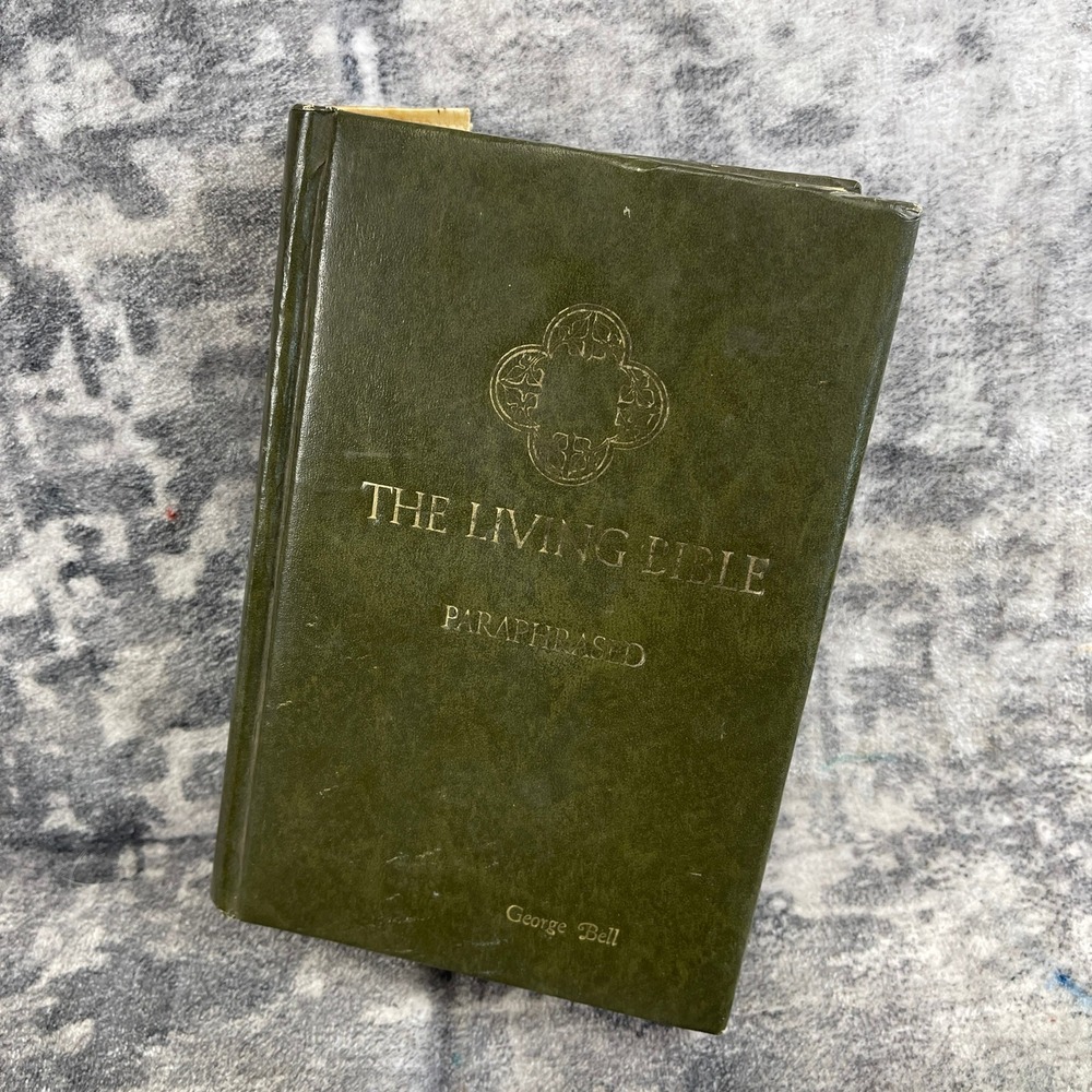Vtg Tyndale The Living Bible Paraphrased 1971 Green Hardcover Religious Text